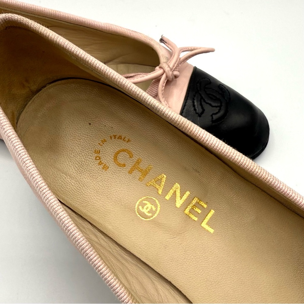 CHANEL CC Logo Pink Black Leather Ribbon Ballet Flats – 38.5 EU / 8 US - Picture 8 of 8